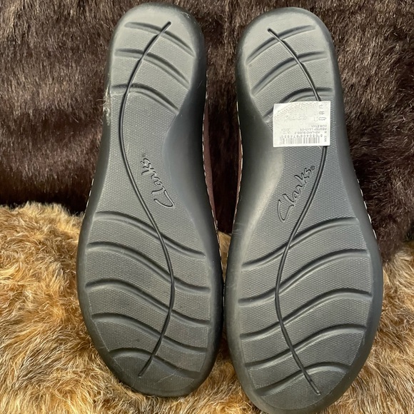 Clarks women’s shoes size 9 1/2 medium - Picture 3 of 4